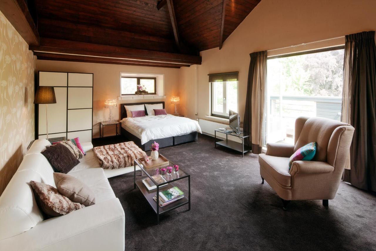 Bed and Breakfast Aubergine Logeren&Dineren Tegelen Zimmer foto